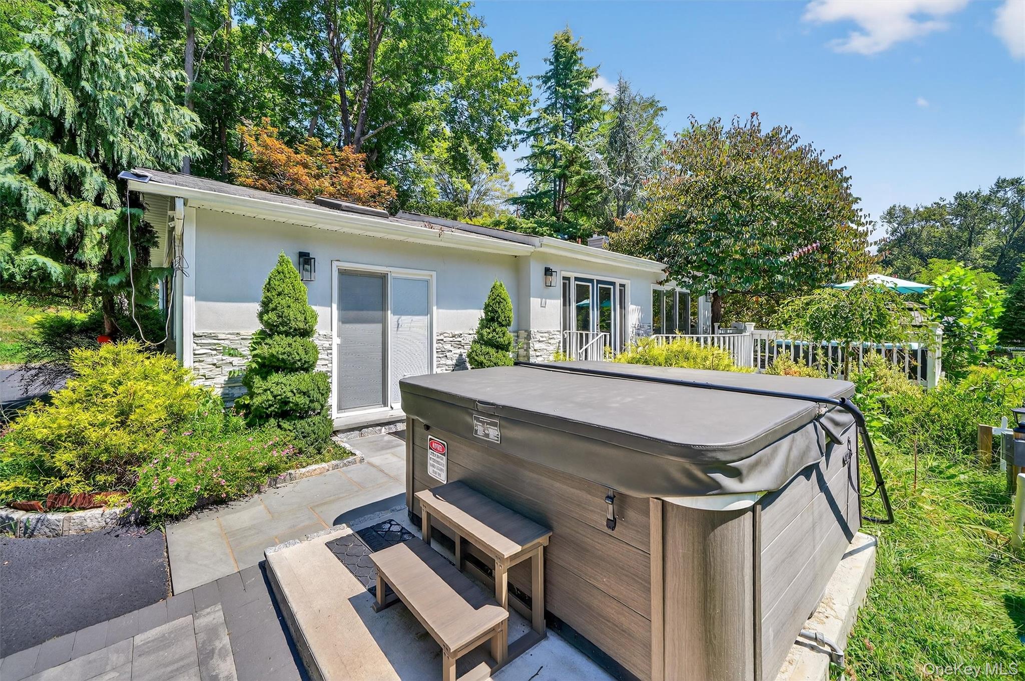 290 W Main Street, Stony Point, NY 10980