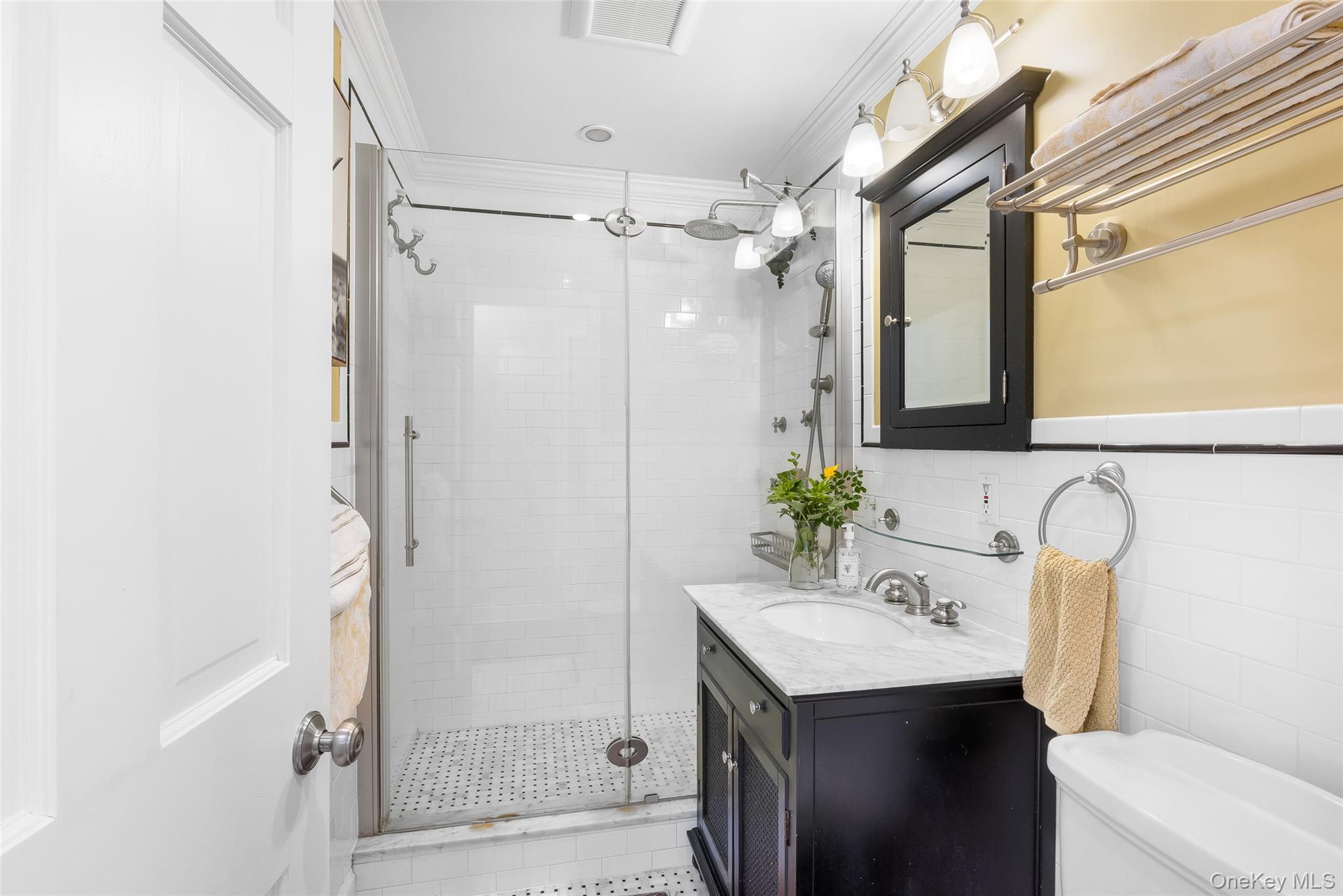 116 Bayview Avenue, East Islip, NY 11730