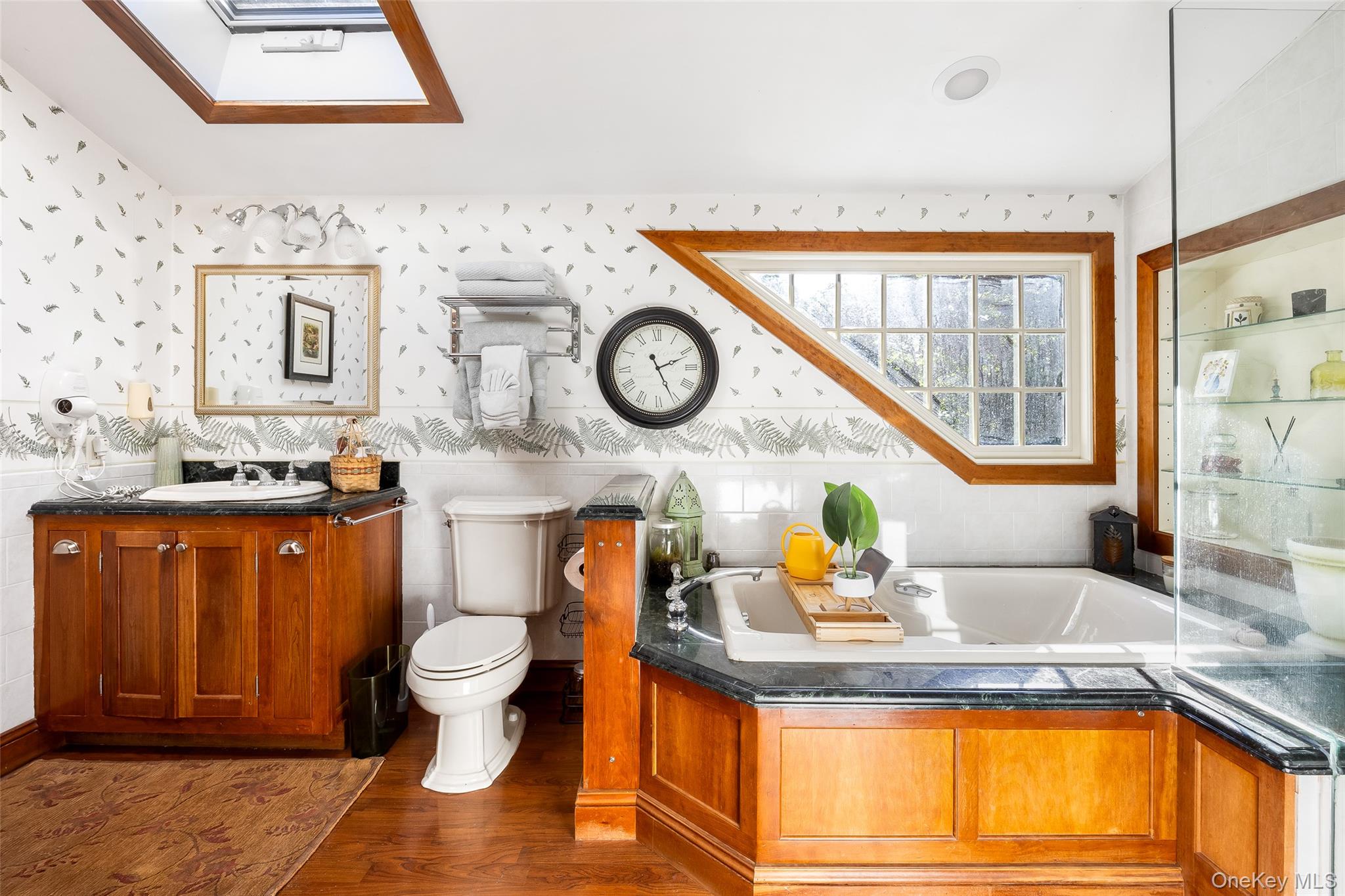 116 Bayview Avenue, East Islip, NY 11730