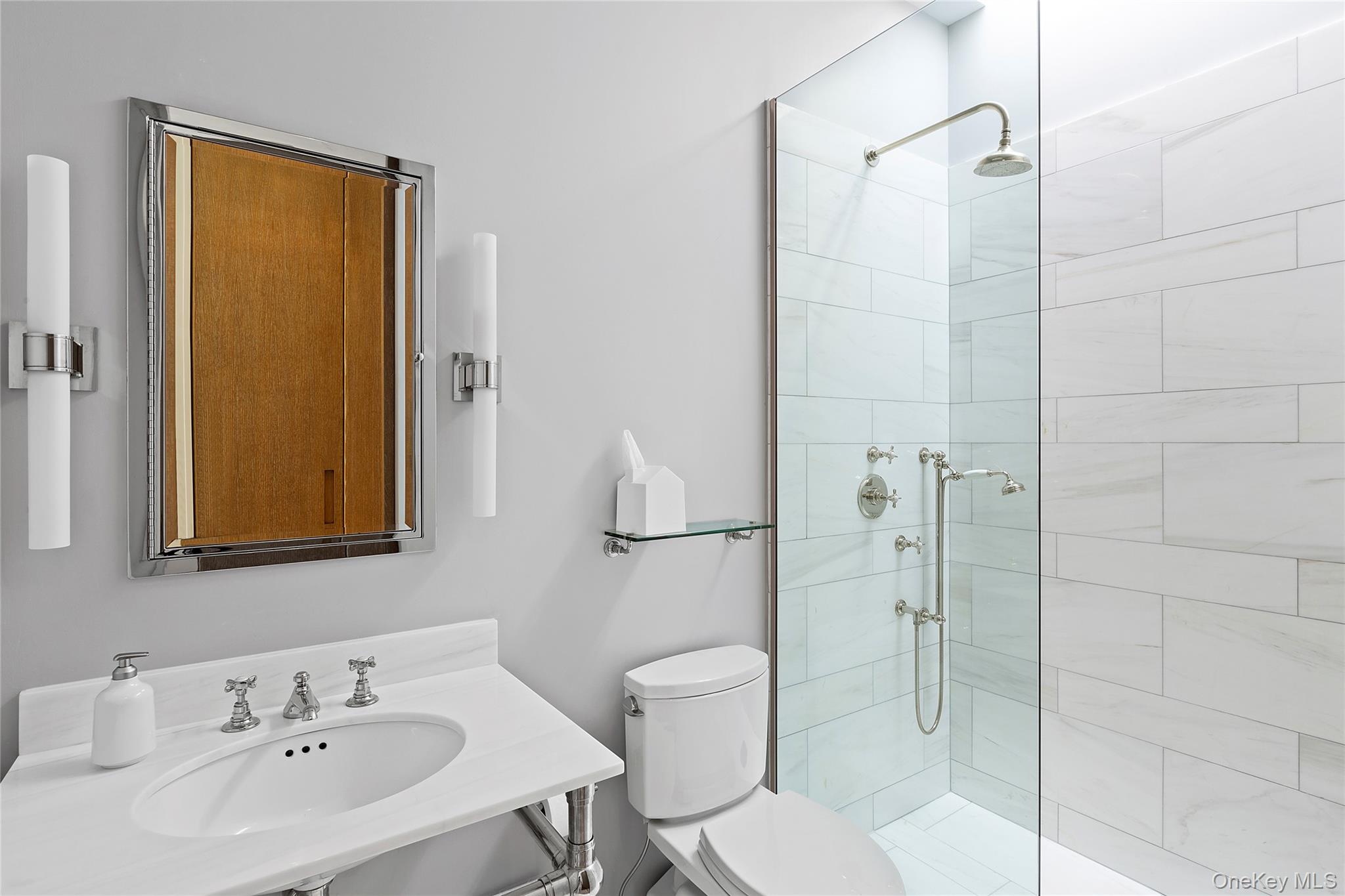 32 Neck Path, East Hampton, NY 11937