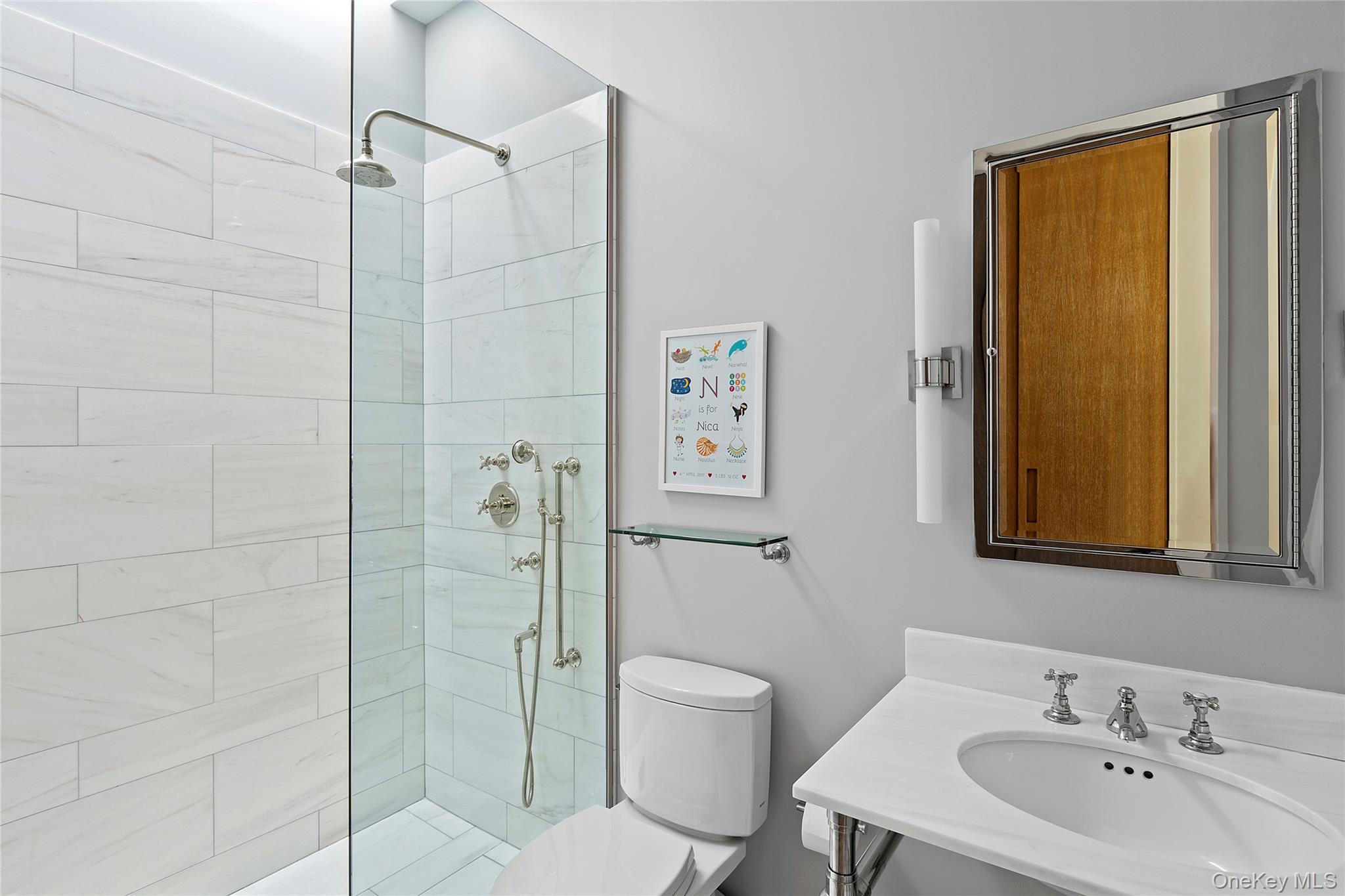 32 Neck Path, East Hampton, NY 11937