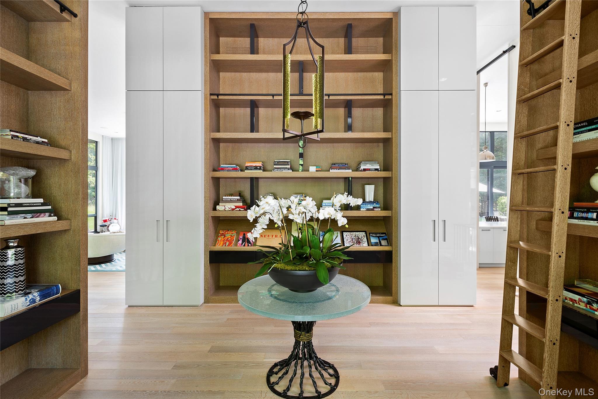 32 Neck Path, East Hampton, NY 11937