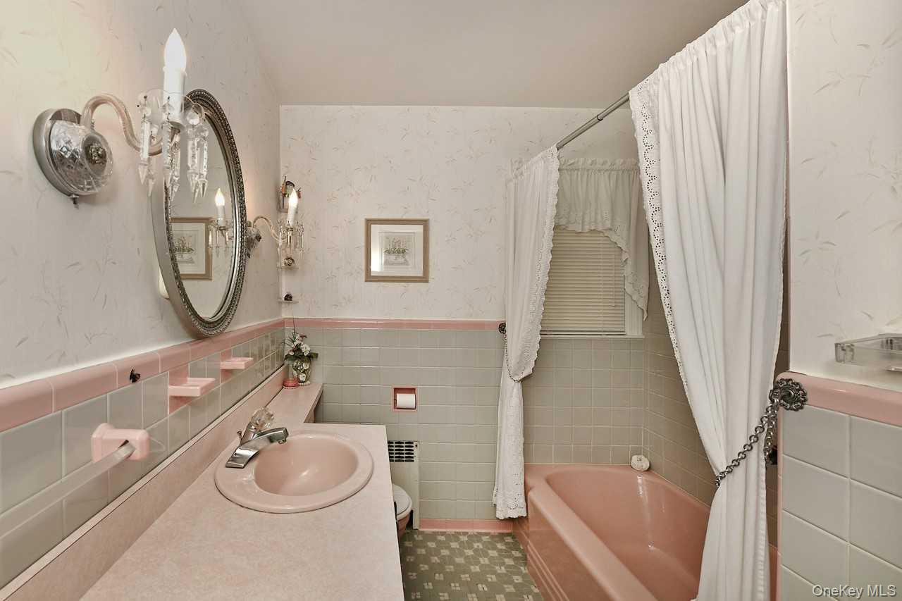 1914 Bergen Street, Bellmore, NY 11710