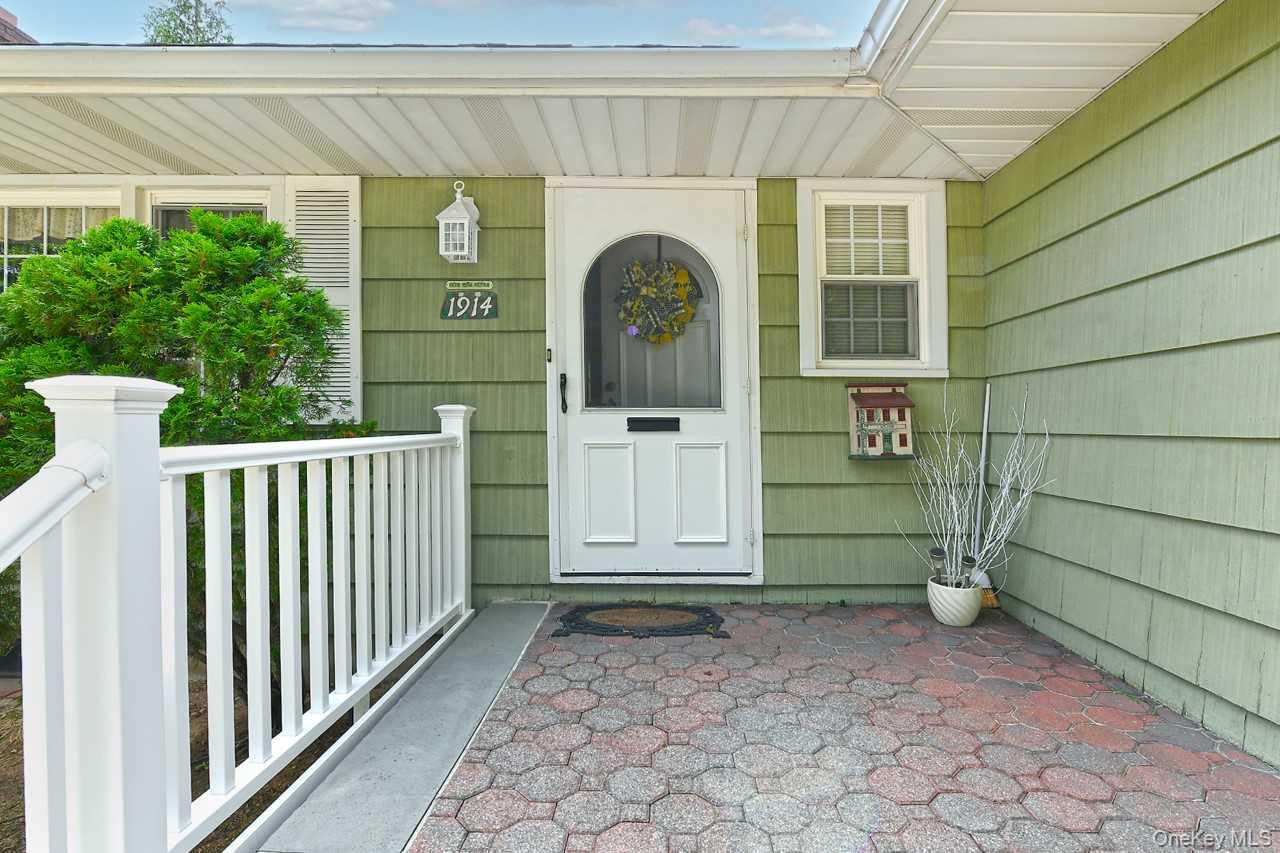 1914 Bergen Street, Bellmore, NY 11710