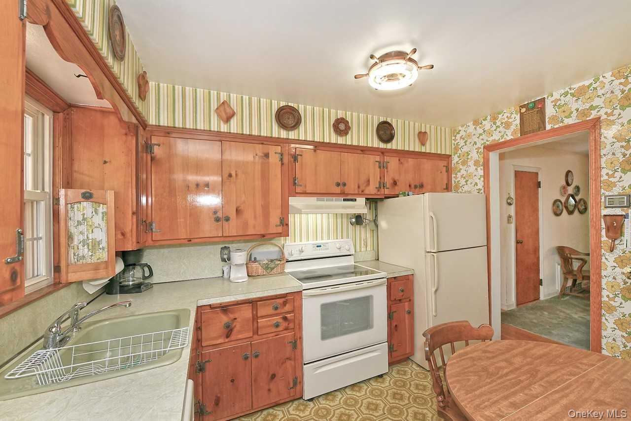 1914 Bergen Street, Bellmore, NY 11710