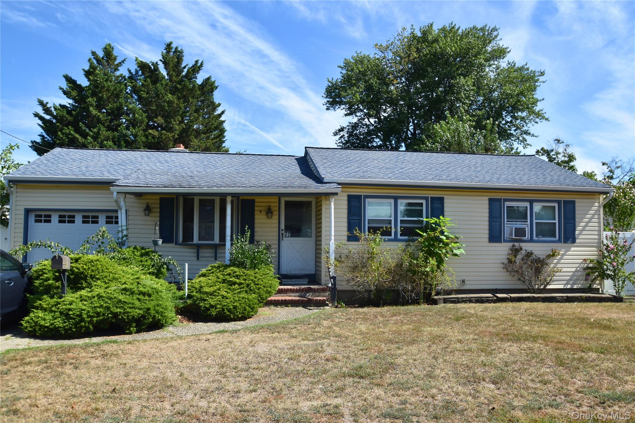 77 Lloyd Avenue, North Babylon, NY 11703