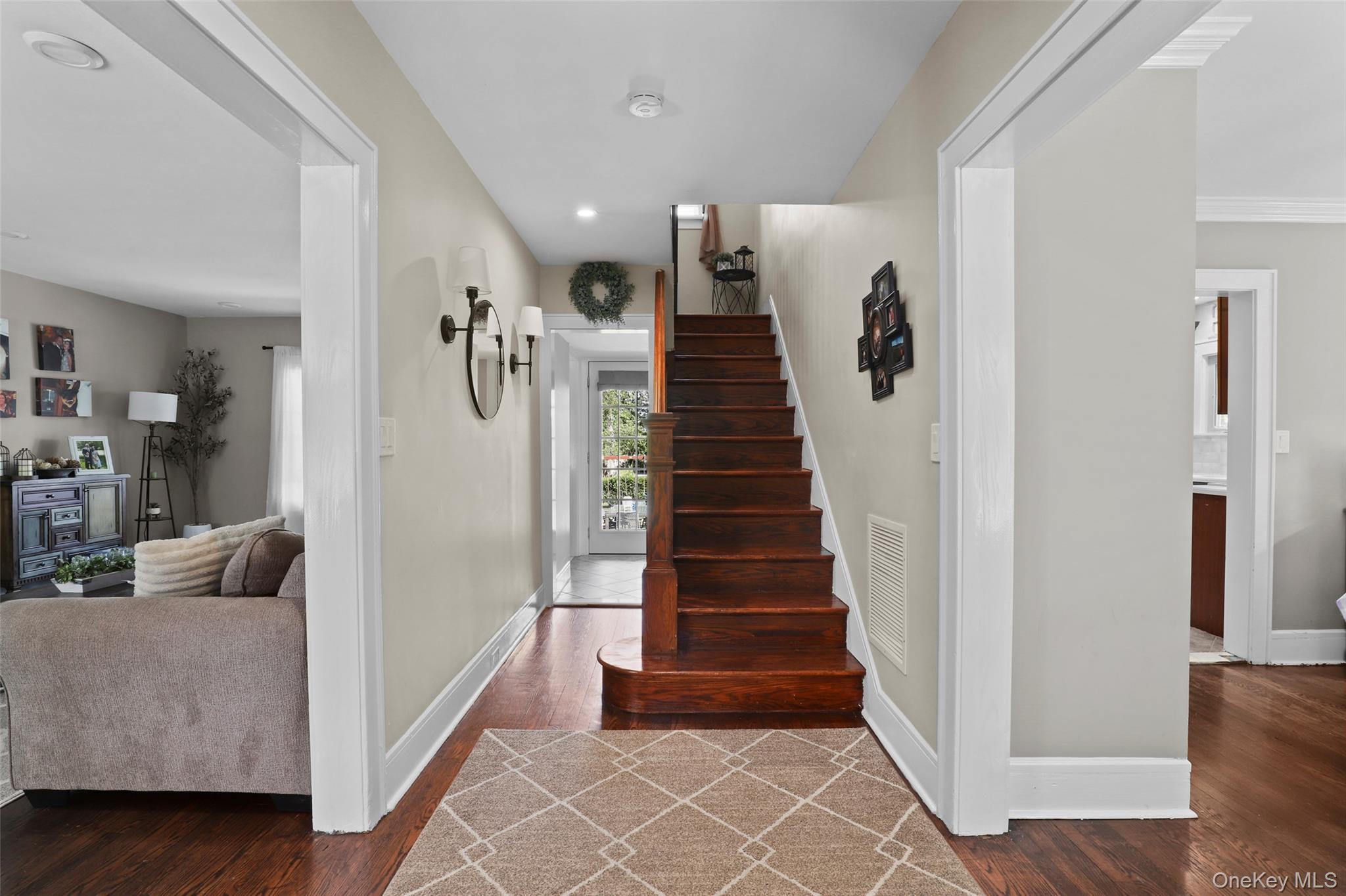 5 Cedar Place, Ossining, NY 10562