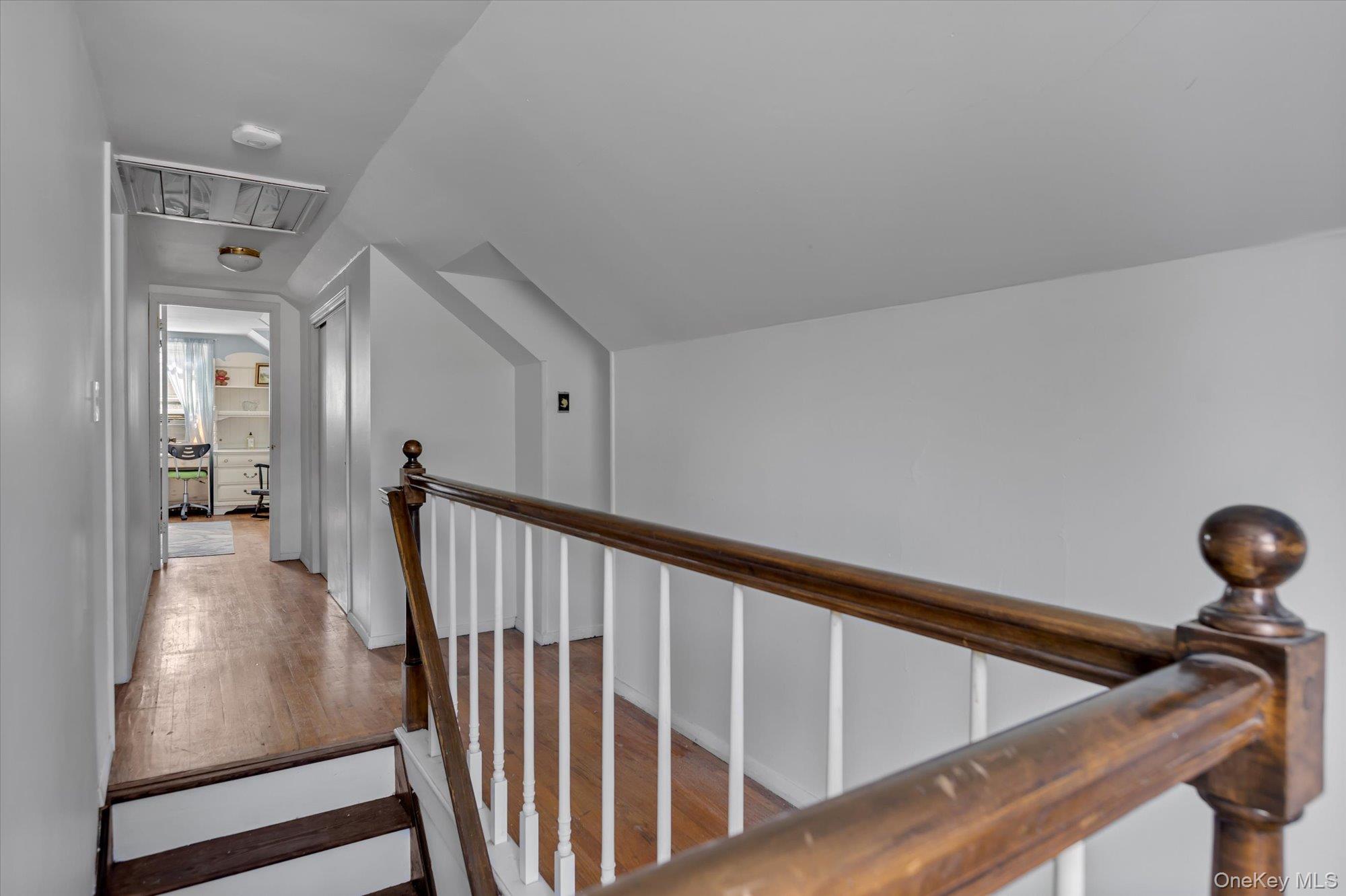 55 Bayside Avenue, Amityville, NY 11701