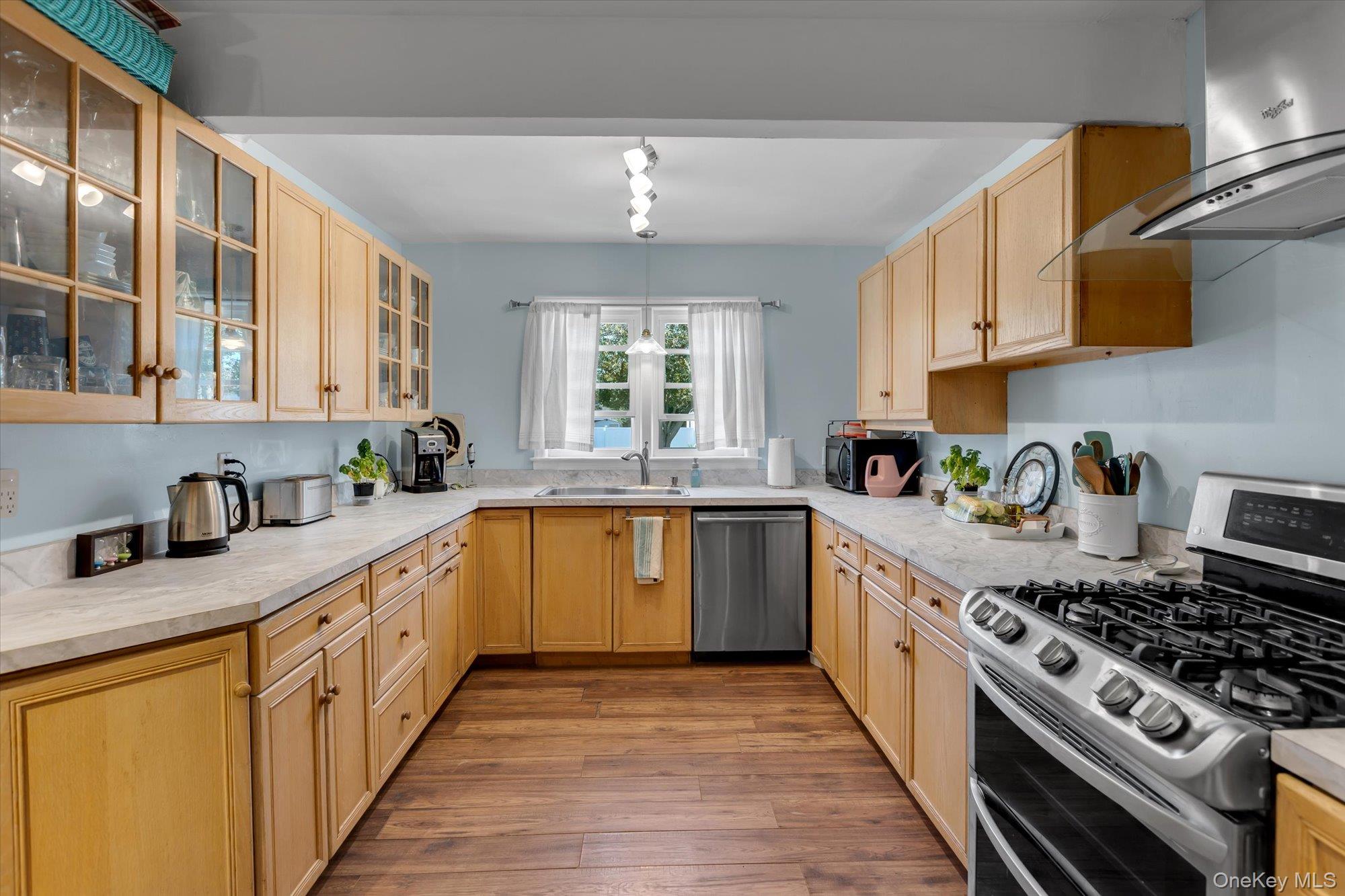 55 Bayside Avenue, Amityville, NY 11701