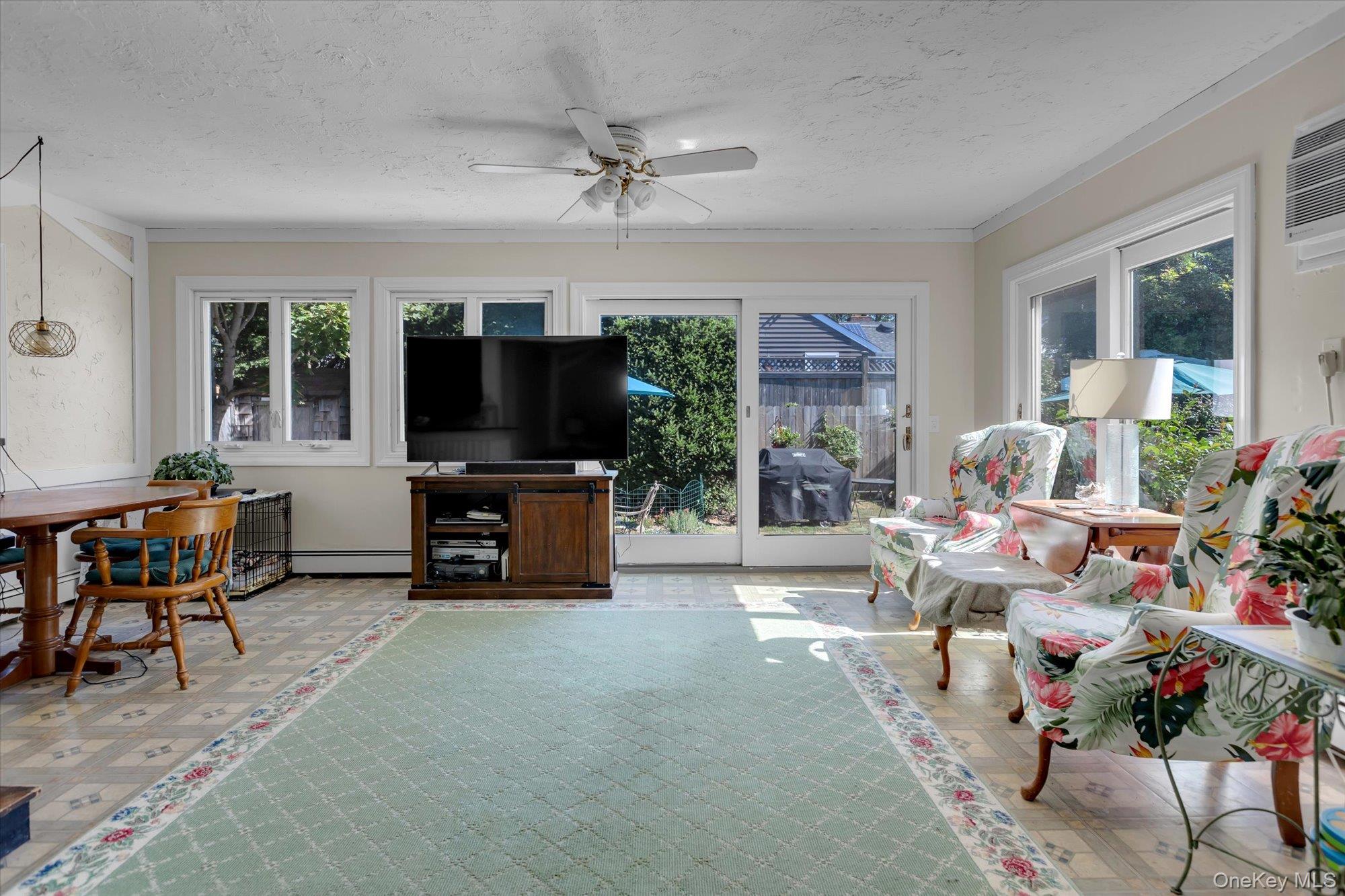 55 Bayside Avenue, Amityville, NY 11701