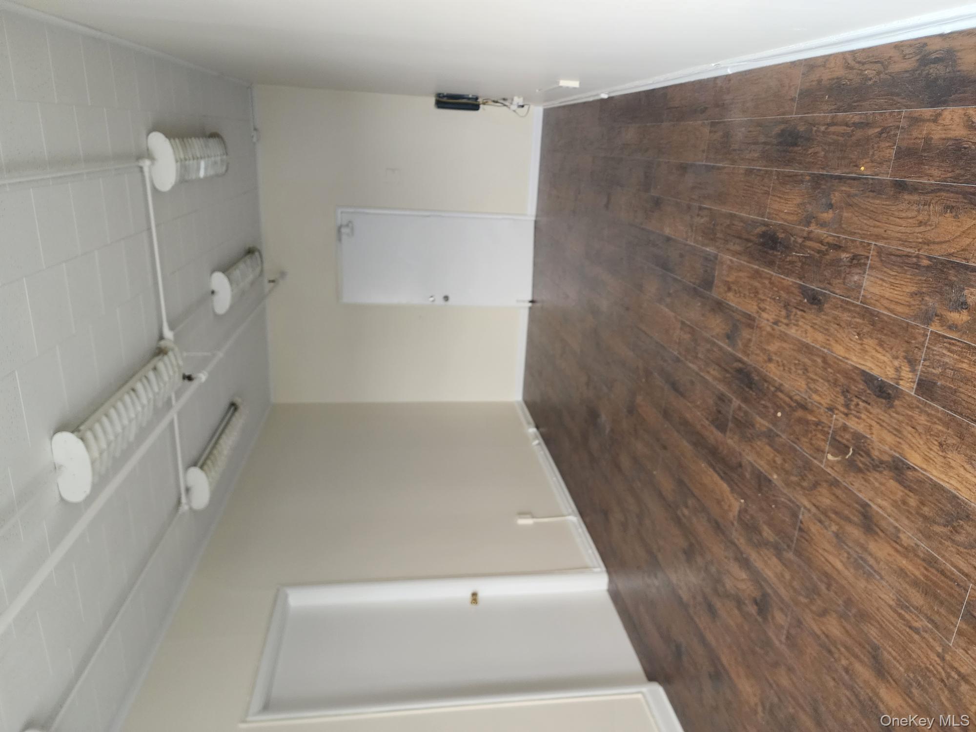 2 Lagrange # 215, Poughkeepsie, NY 12603