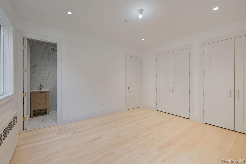 27 Ellish Parkway # 112, Spring Valley, NY 10977