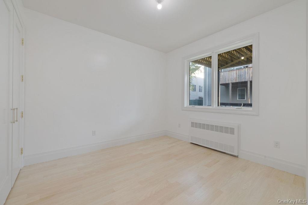 27 Ellish Parkway # 103, Spring Valley, NY 10977