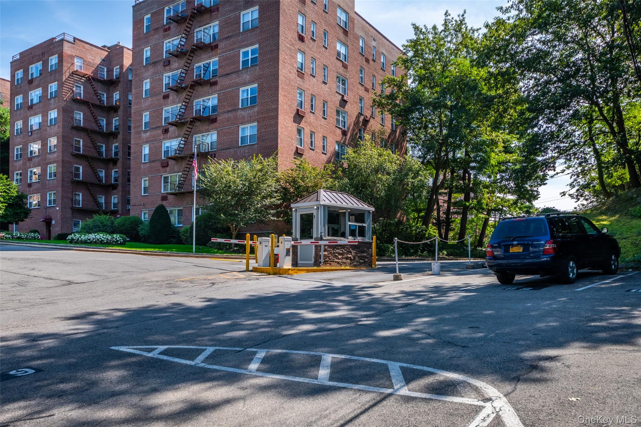 611 Palmer Road # 4Y, Yonkers, NY 10701