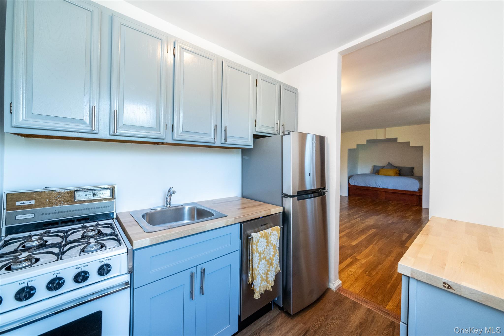 611 Palmer Road # 4Y, Yonkers, NY 10701