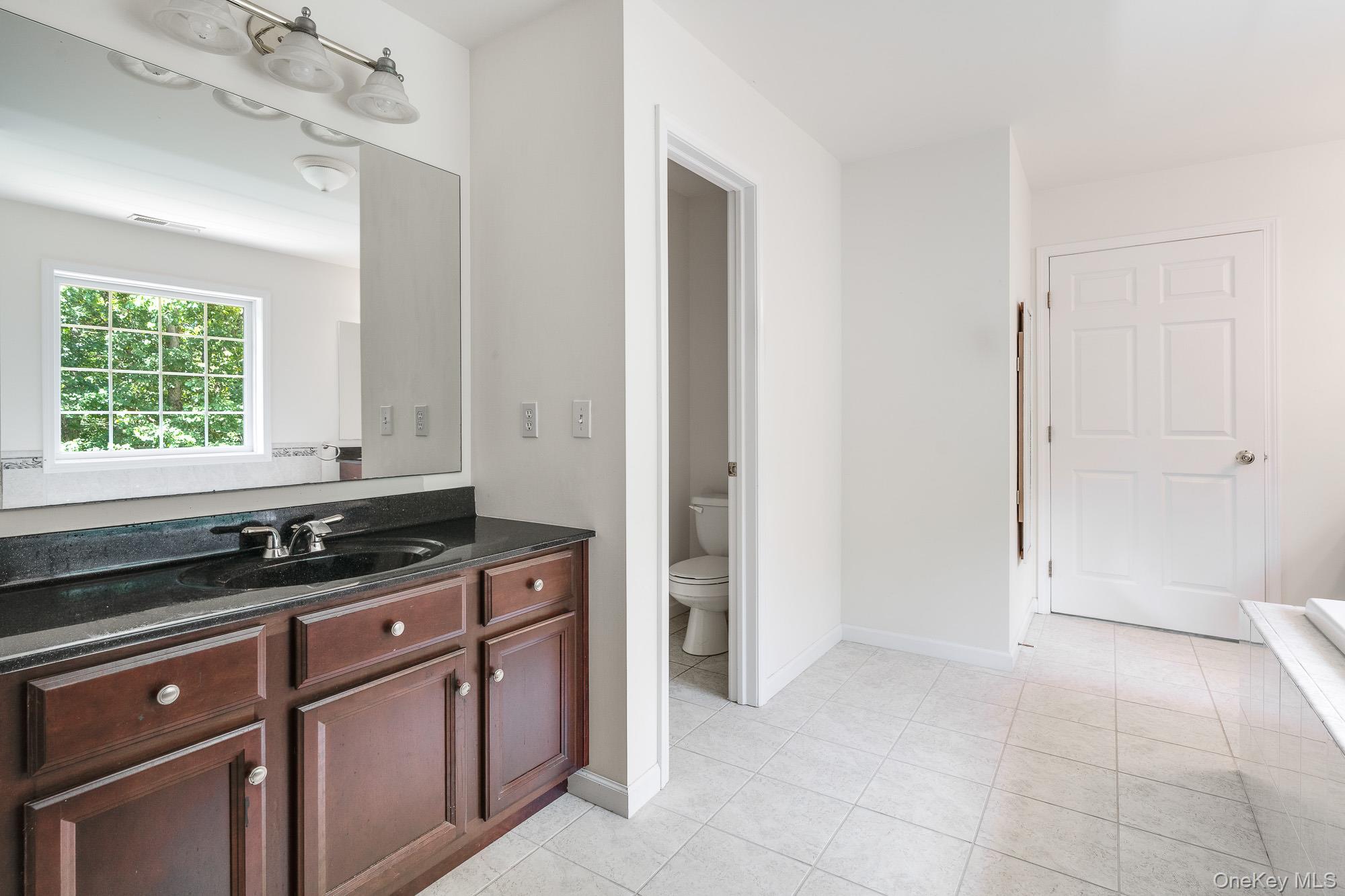 127 Shagbark Lane, Hopewell Junction, NY 12533