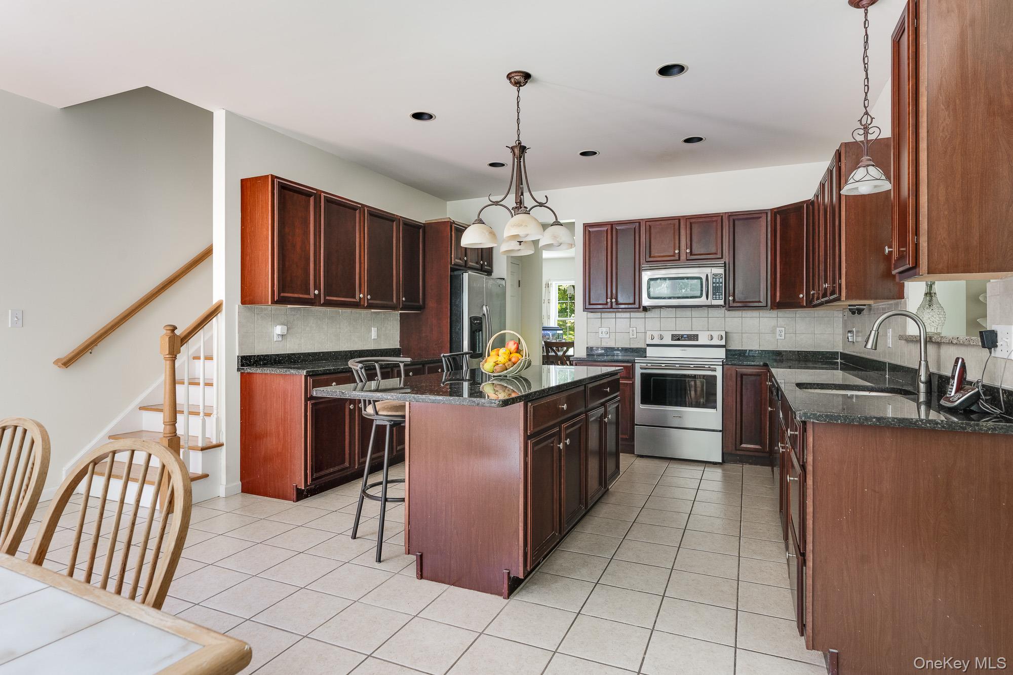 127 Shagbark Lane, Hopewell Junction, NY 12533