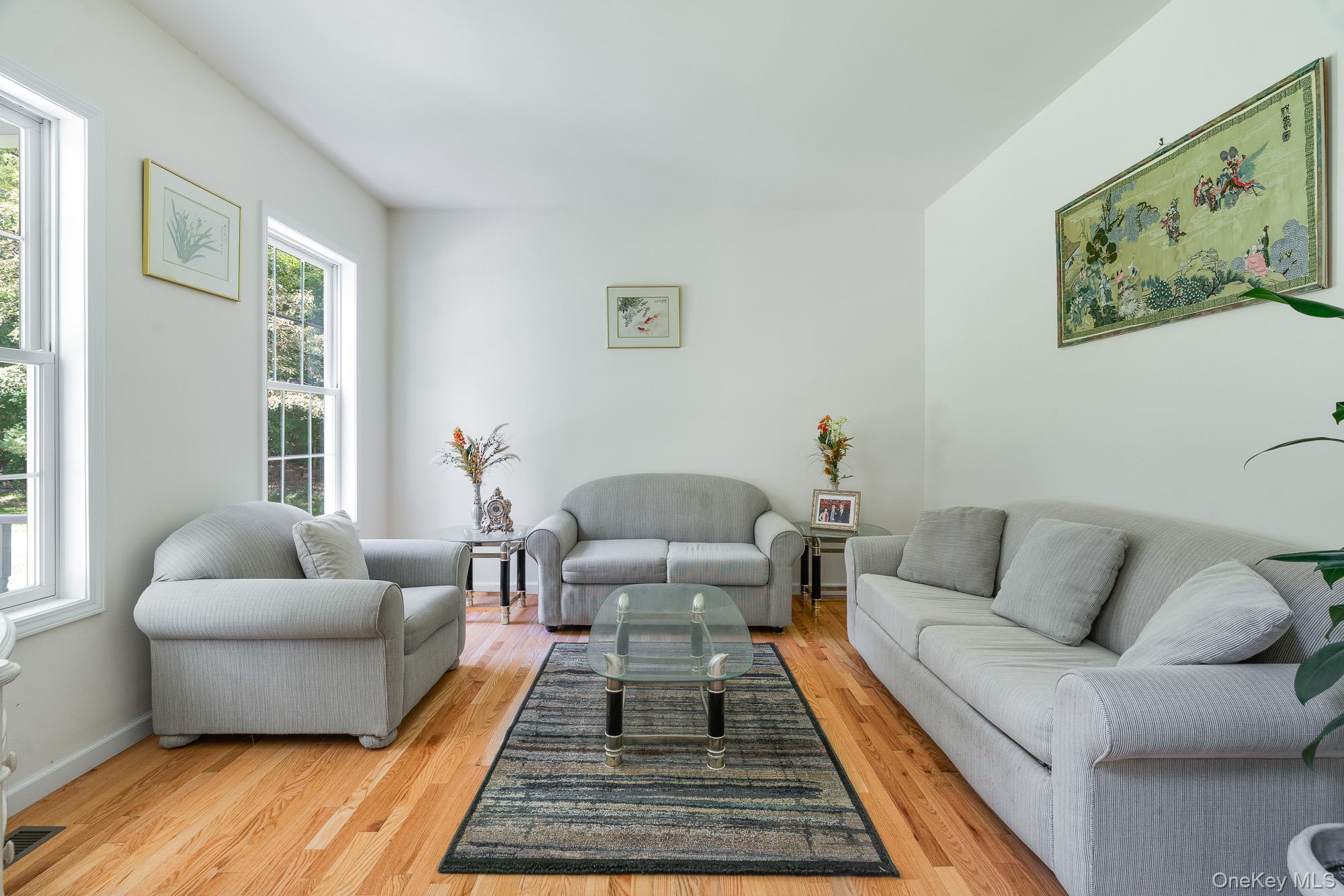 127 Shagbark Lane, Hopewell Junction, NY 12533