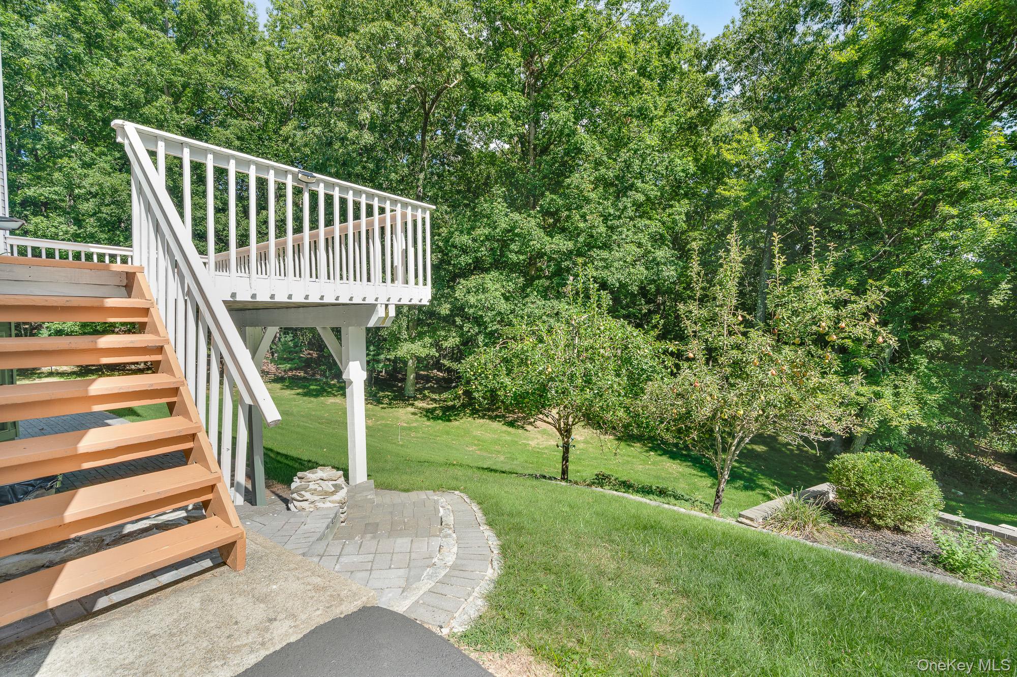 127 Shagbark Lane, Hopewell Junction, NY 12533