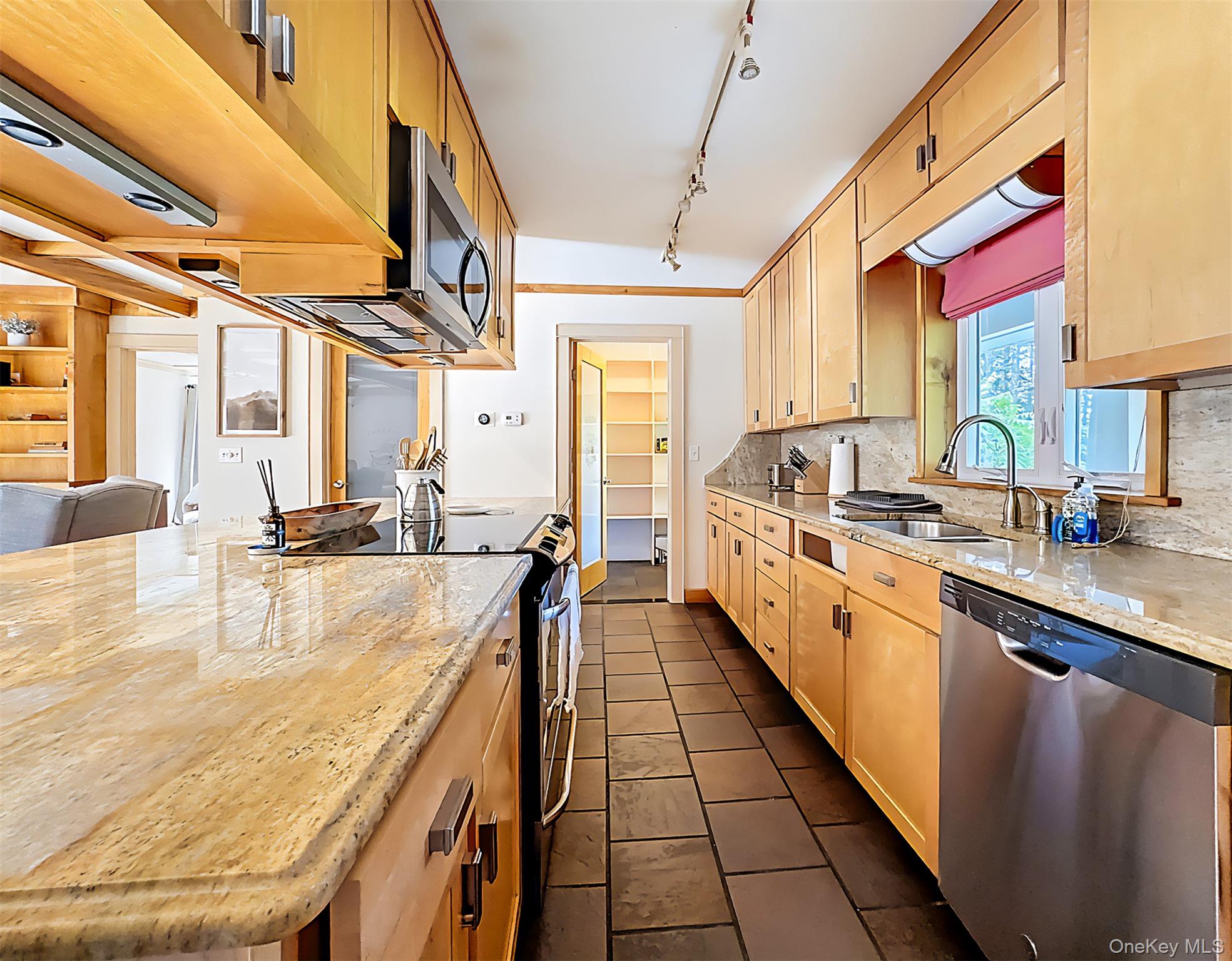 15 Deans Way, Neversink, NY 12765