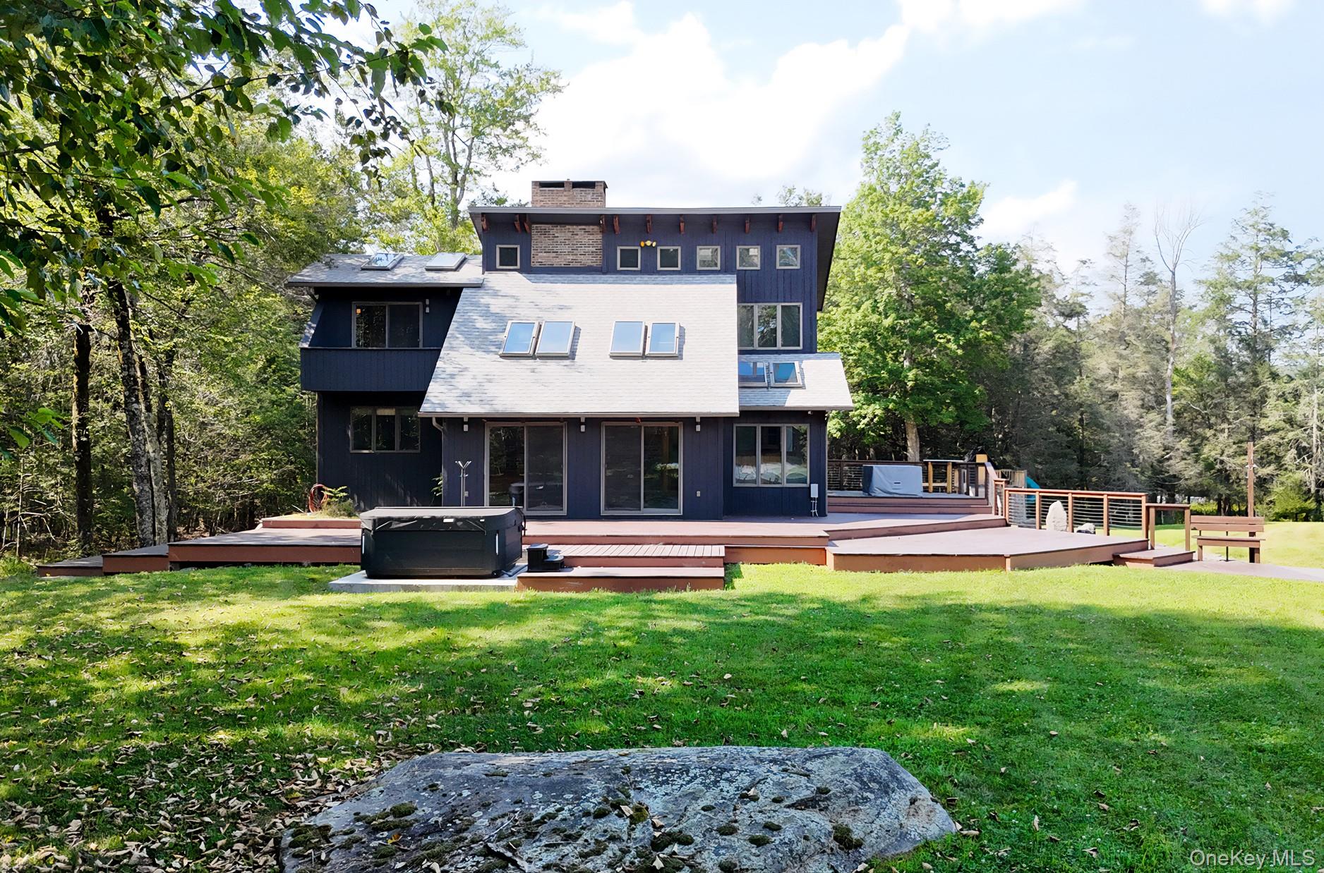 15 Deans Way, Neversink, NY 12765