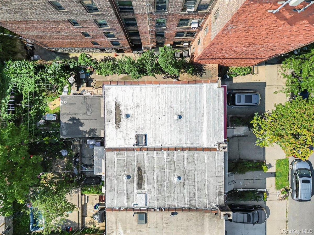 4634 Carpenter Avenue, Bronx, NY 10470