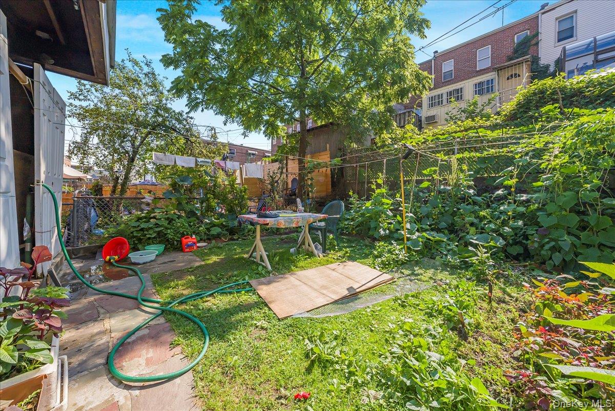 4634 Carpenter Avenue, Bronx, NY 10470