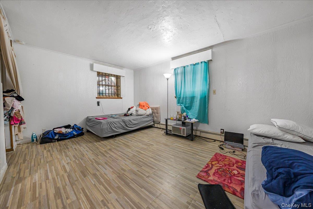 4634 Carpenter Avenue, Bronx, NY 10470