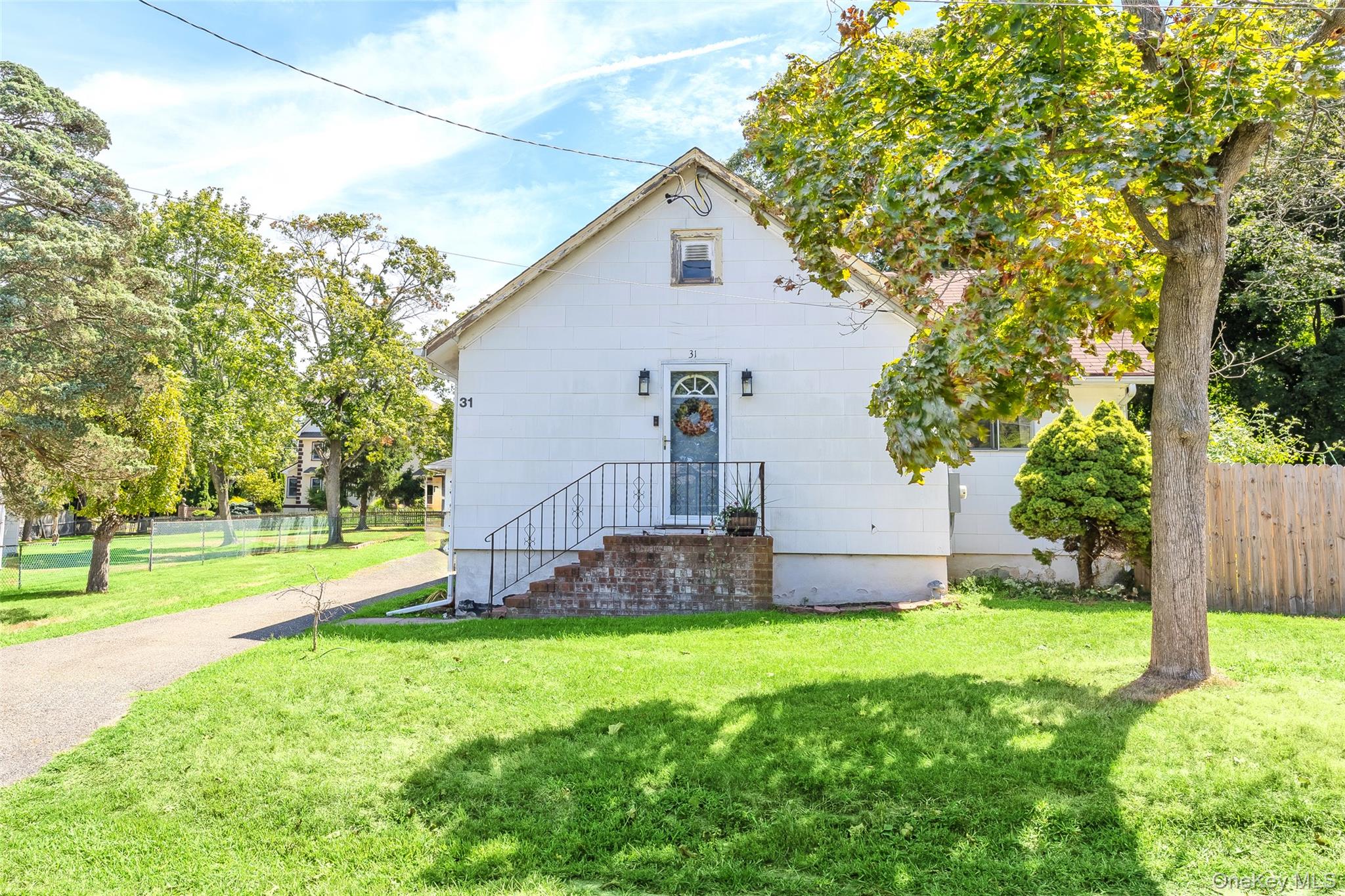 31 Elm Road, Rocky Point, NY 11778