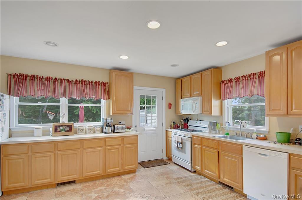 320 N Terrace Avenue, Mount Vernon, NY 10550