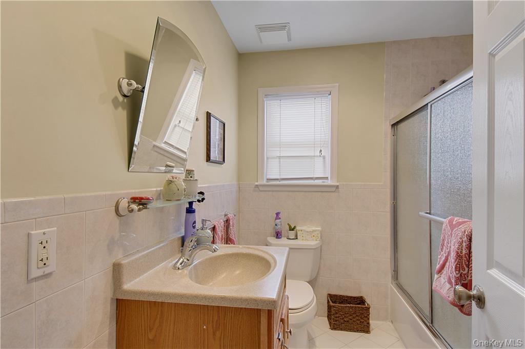 320 N Terrace Avenue, Mount Vernon, NY 10550