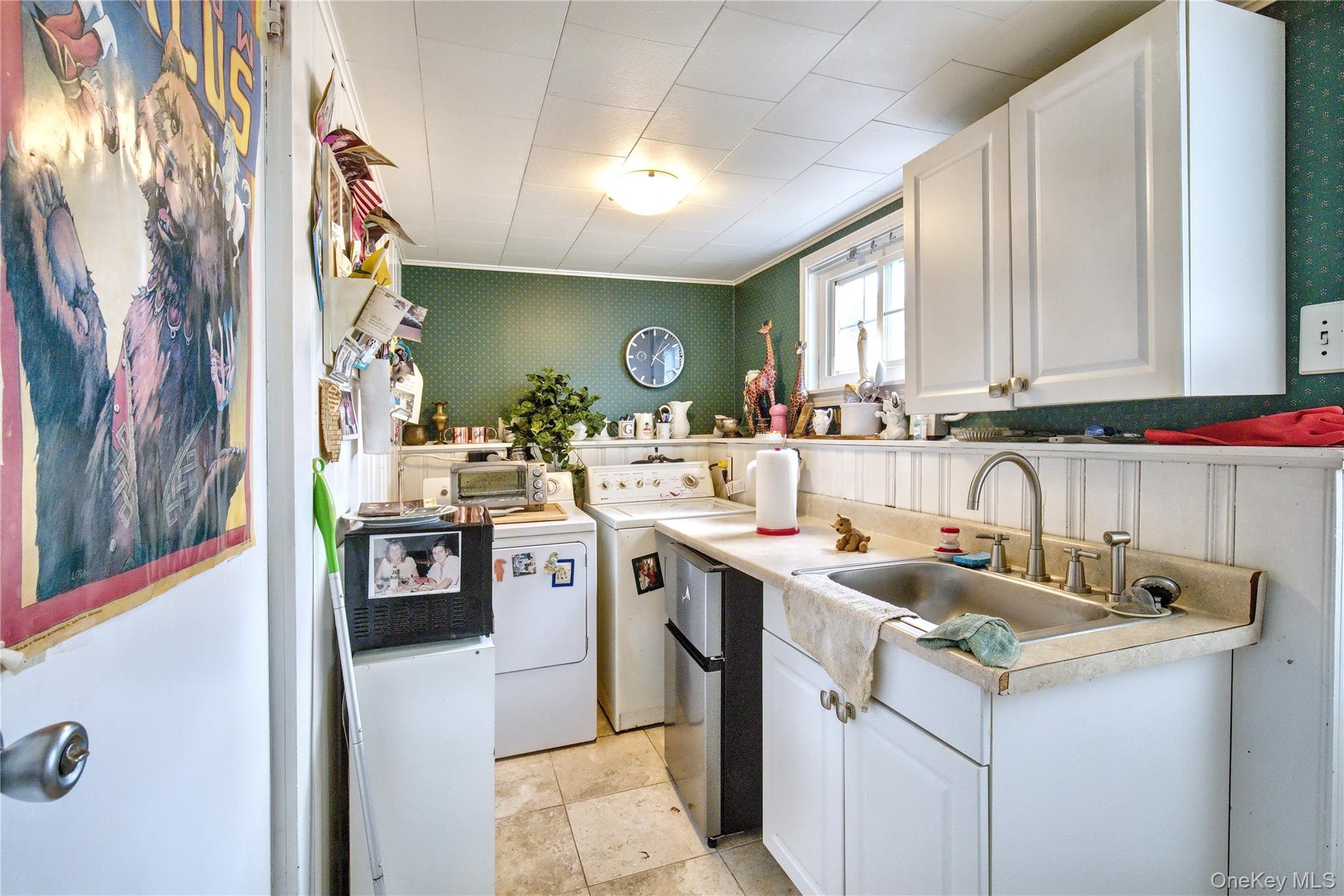 106 Cornell Lane, Hicksville, NY 11801