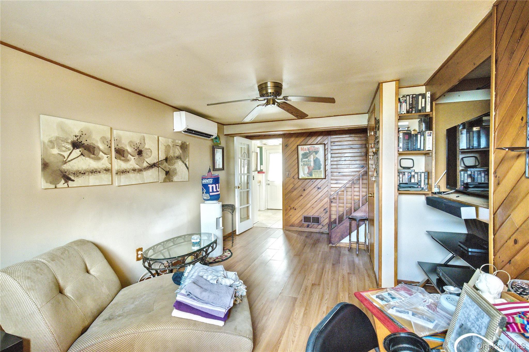 106 Cornell Lane, Hicksville, NY 11801