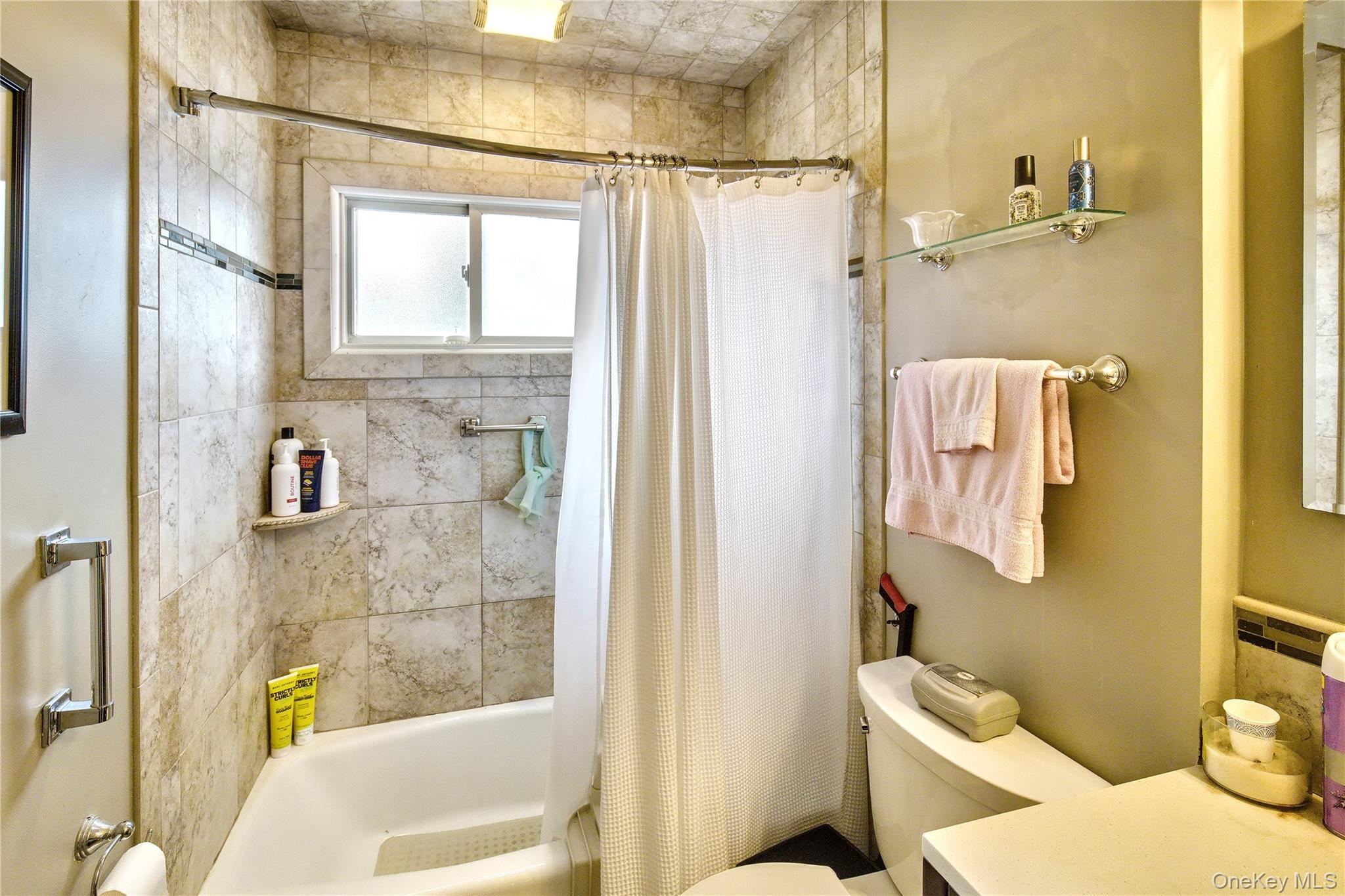 106 Cornell Lane, Hicksville, NY 11801