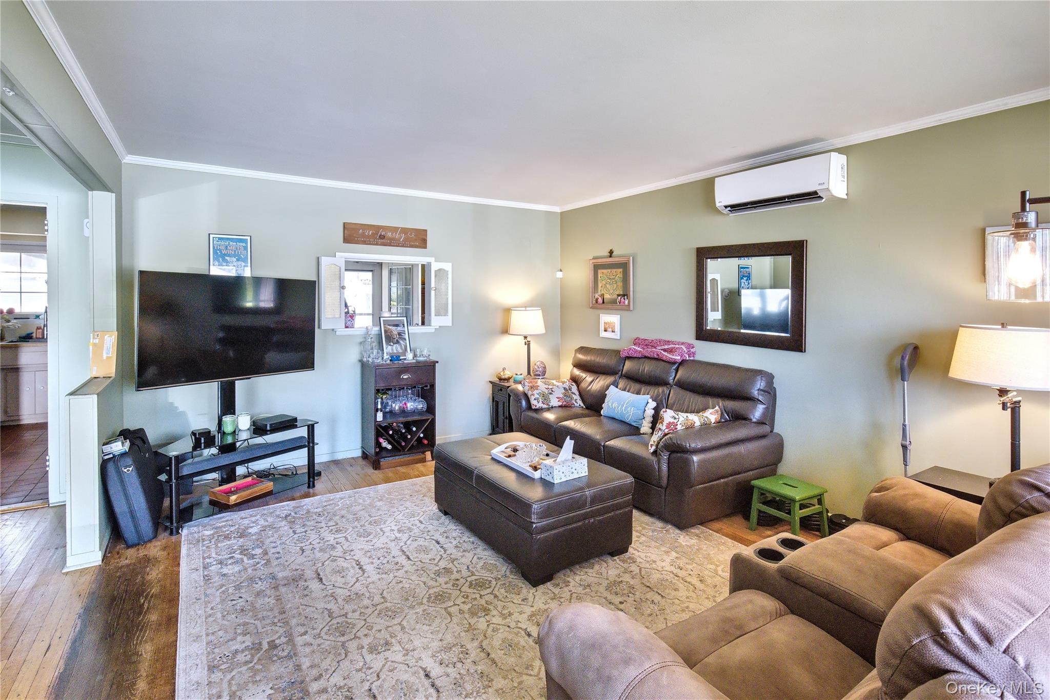 106 Cornell Lane, Hicksville, NY 11801