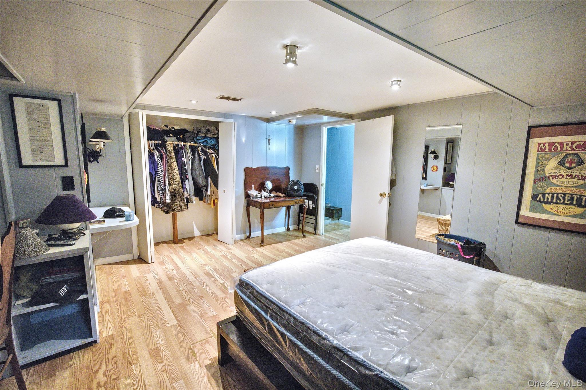 106 Cornell Lane, Hicksville, NY 11801