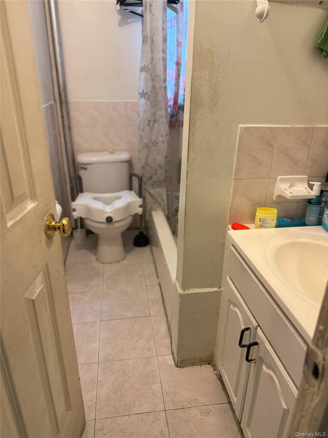 761 Miller Avenue, Brooklyn, NY 11207