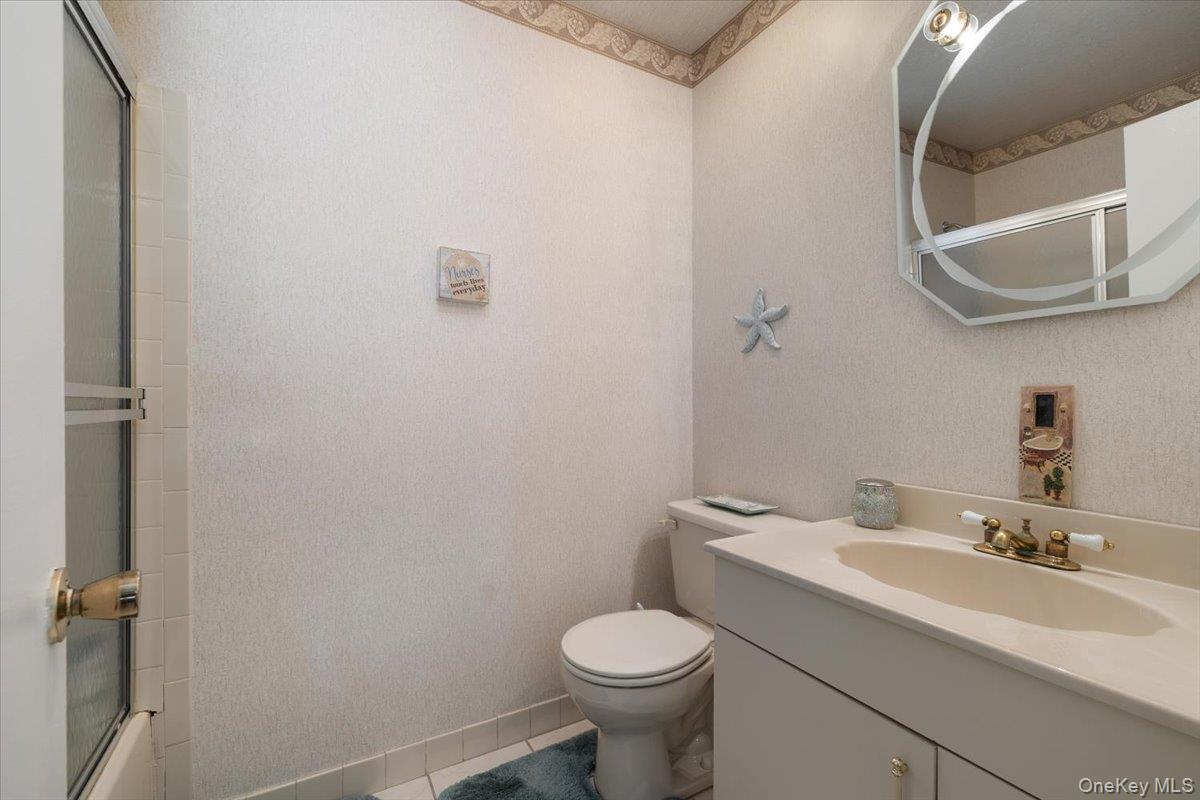 215 Birchwood Road, Coram, NY 11727