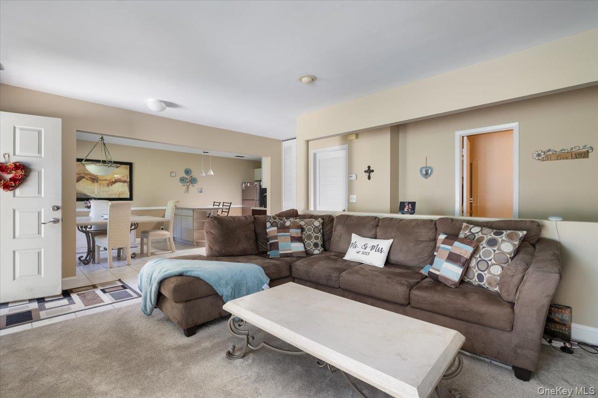 215 Birchwood Road, Coram, NY 11727