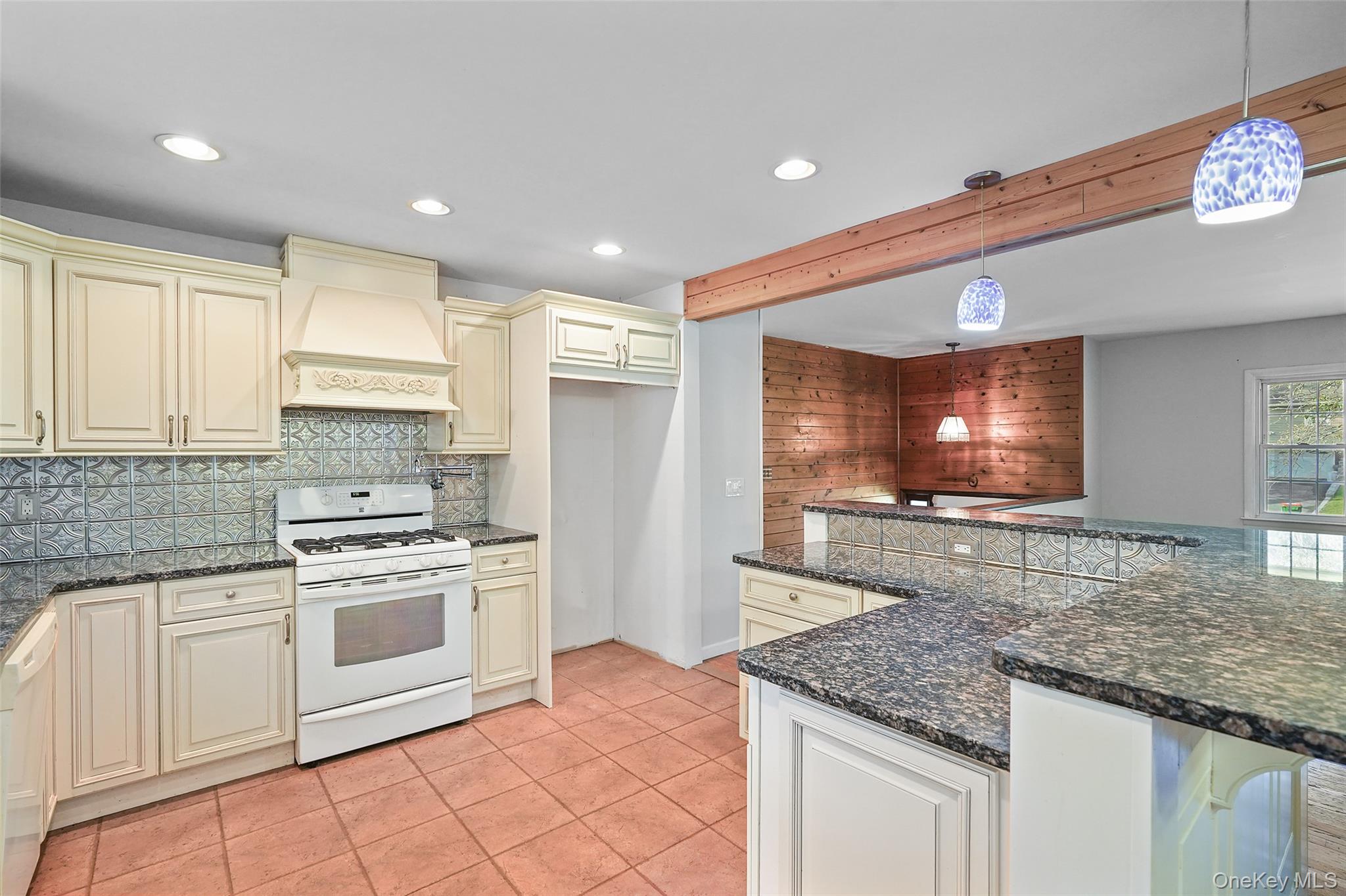 15 Vorndran Drive, Wappingers Falls, NY 12590