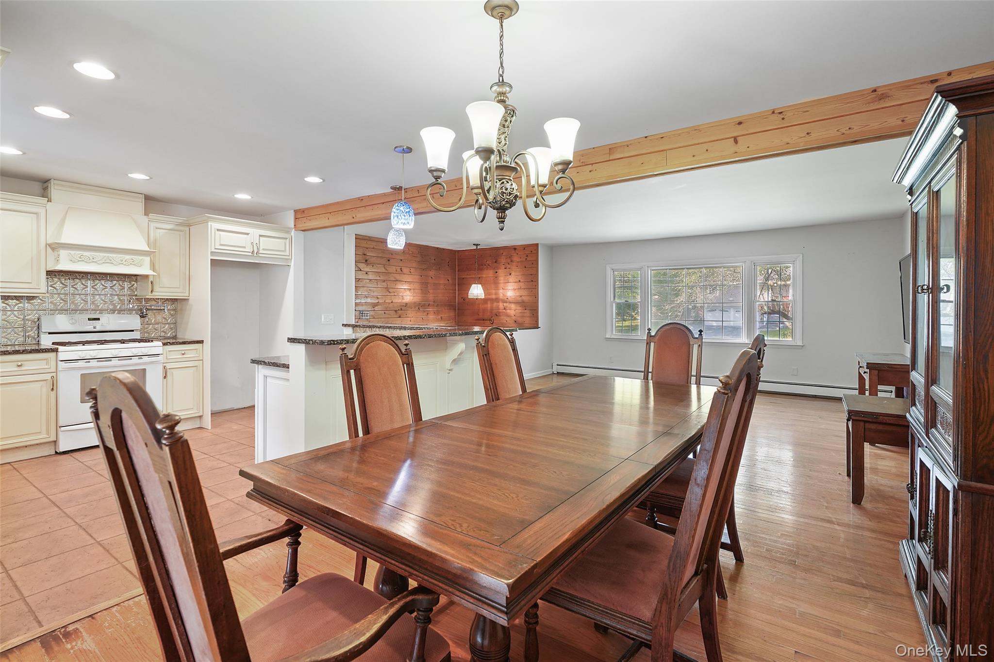 15 Vorndran Drive, Wappingers Falls, NY 12590