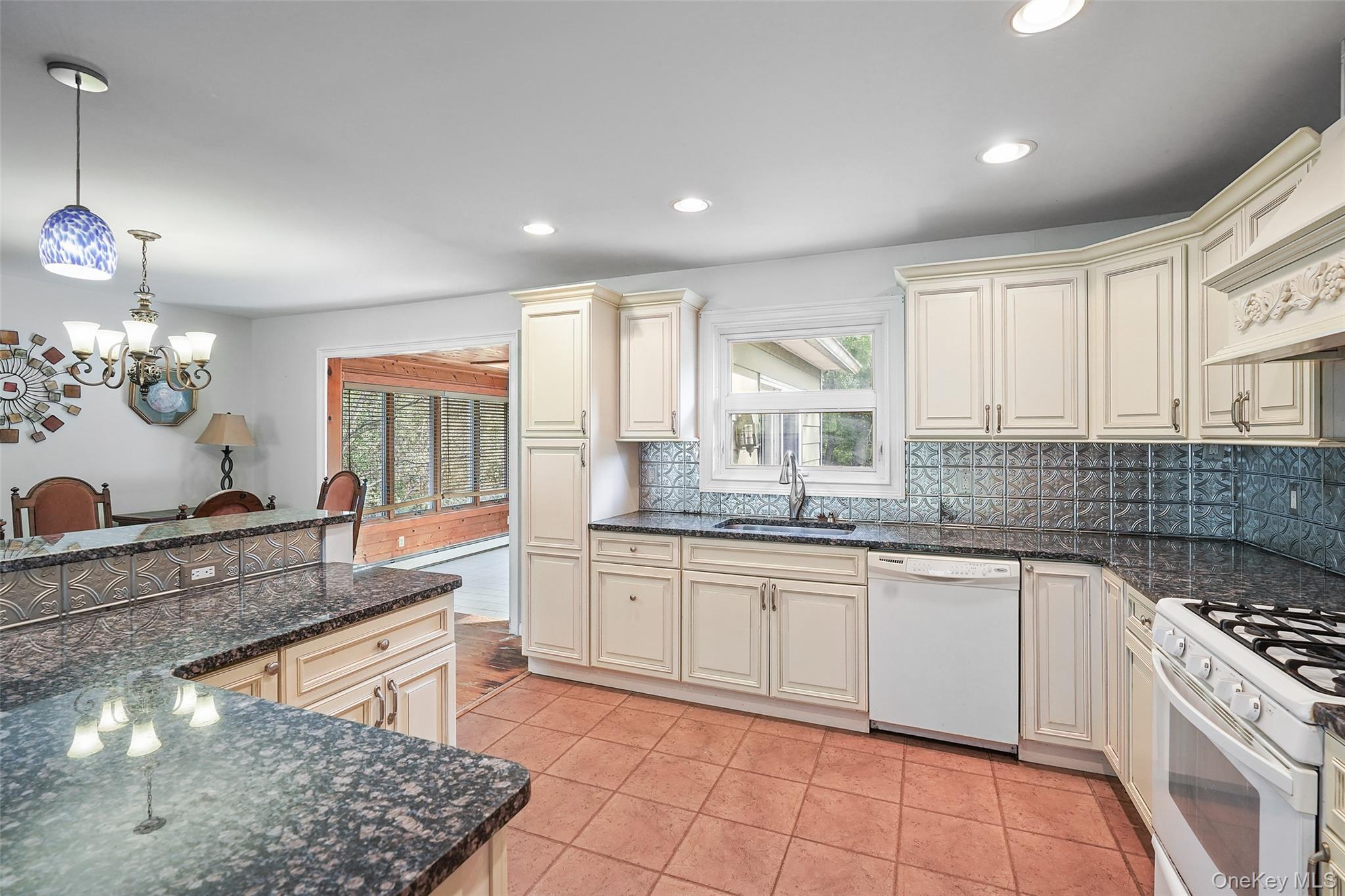 15 Vorndran Drive, Wappingers Falls, NY 12590