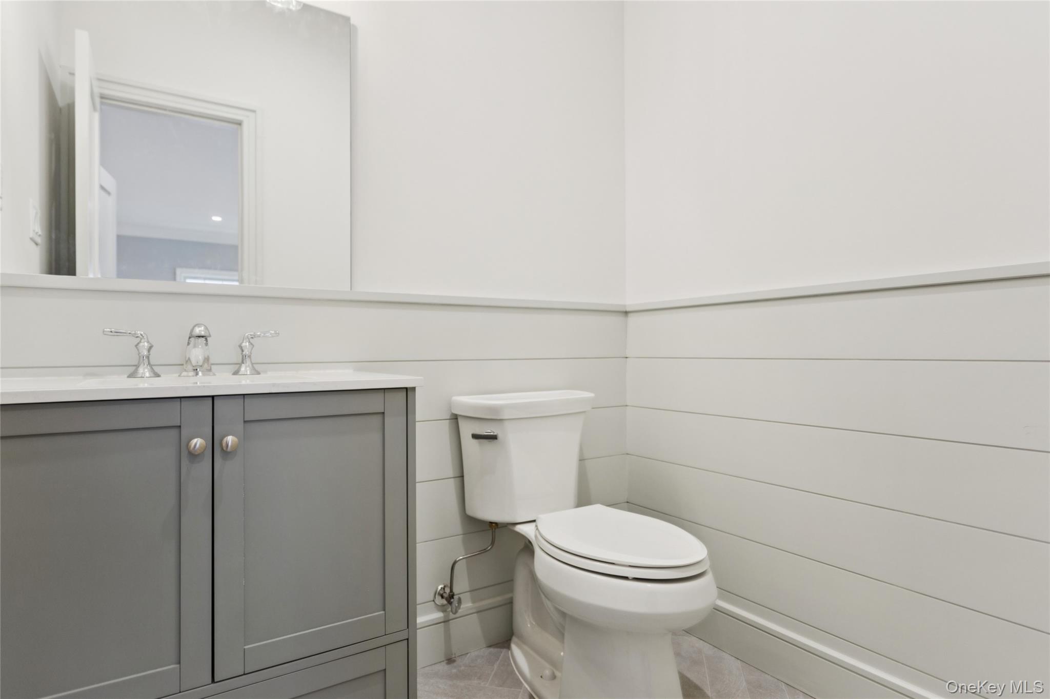 111 Fairfield Avenue, Port Washington, NY 11050