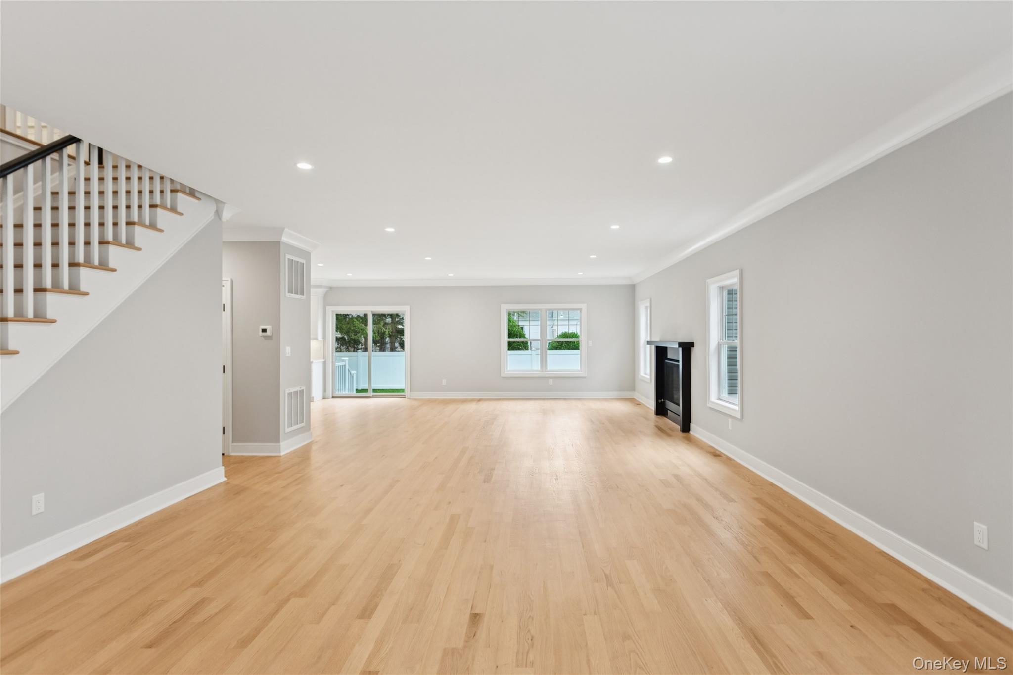 111 Fairfield Avenue, Port Washington, NY 11050