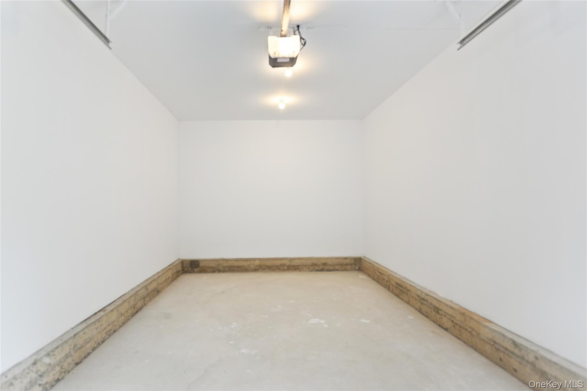 111 Fairfield Avenue, Port Washington, NY 11050