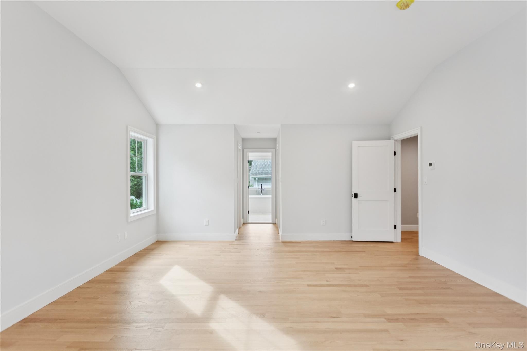 111 Fairfield Avenue, Port Washington, NY 11050