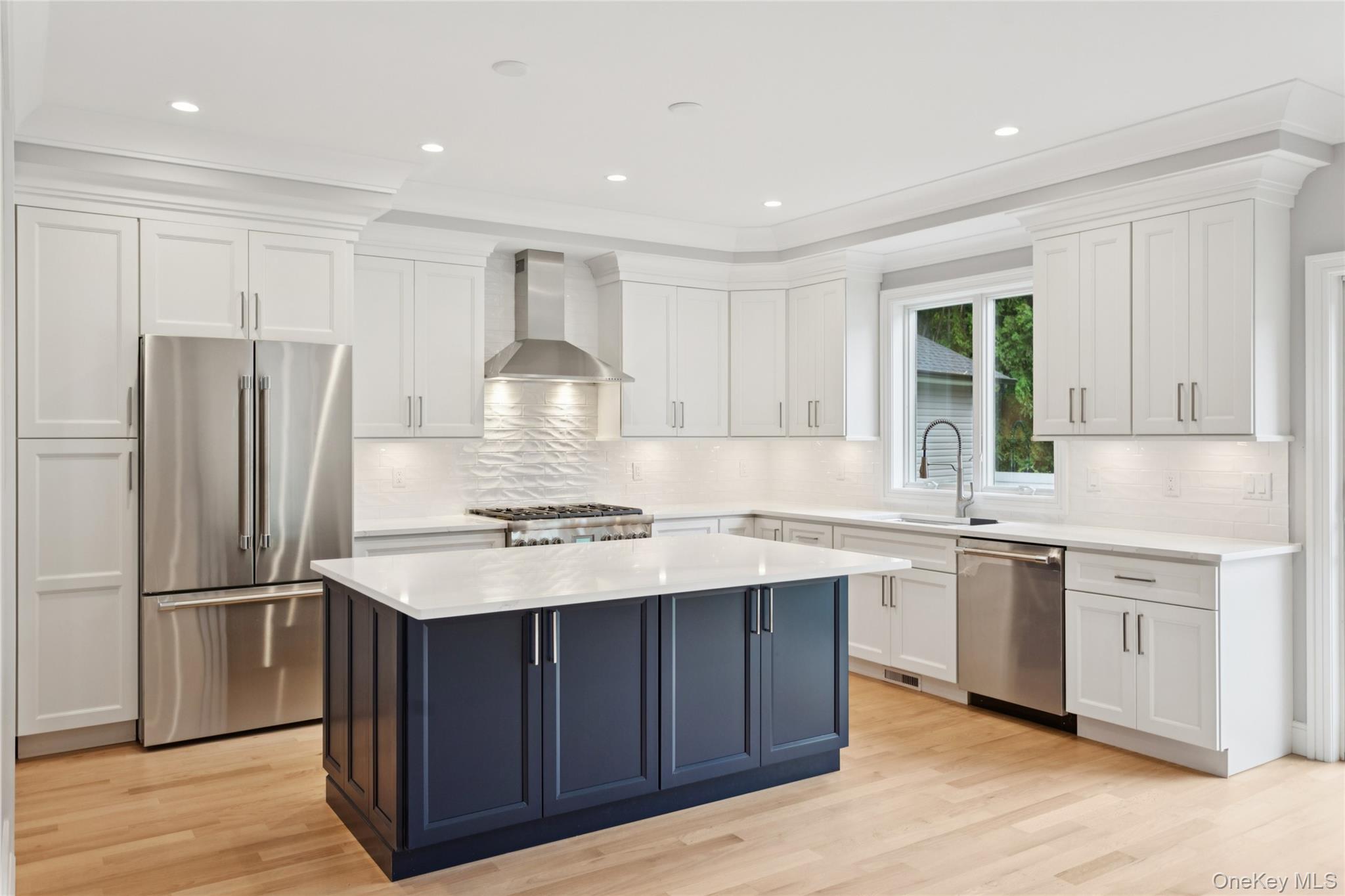 111 Fairfield Avenue, Port Washington, NY 11050