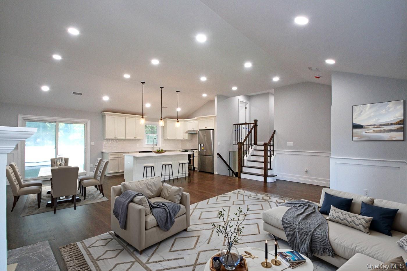 16 Eleanor Road, Plainview, NY 11803