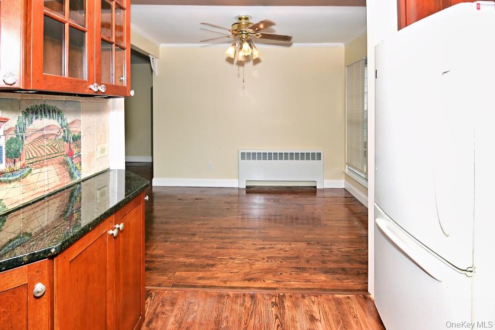 3 N Brook Drive, Valley Stream, NY 11581