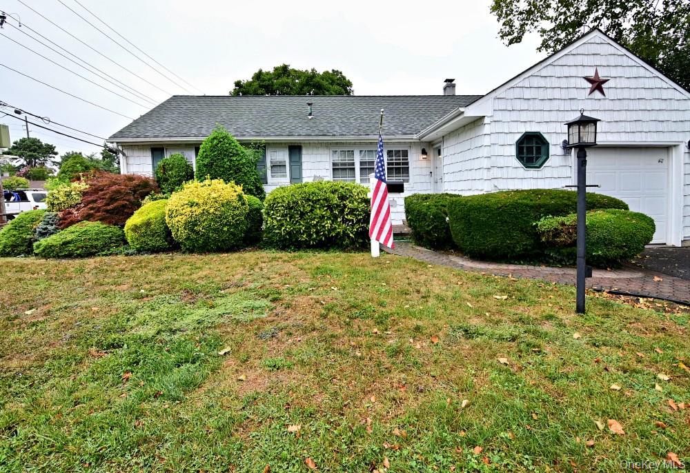 3 N Brook Drive, Valley Stream, NY 11581
